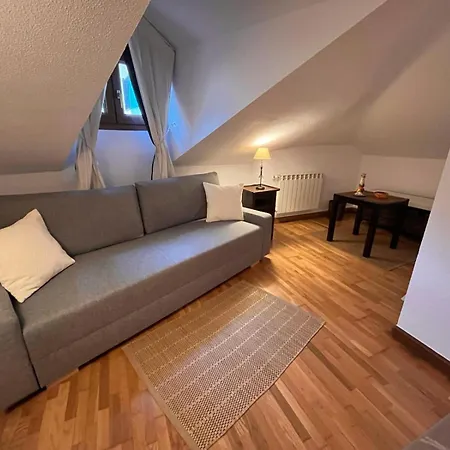 Duplex Buhardilla Con Garaje En El Centro Apartamento