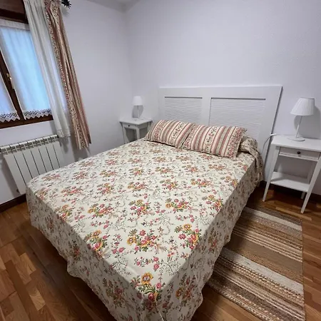 Duplex Buhardilla Con Garaje En El Centro Comillas