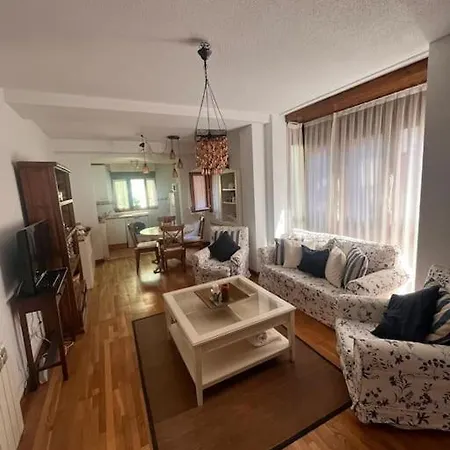 Duplex Buhardilla Con Garaje En El Centro Apartment