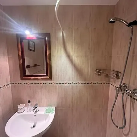 Duplex Buhardilla Con Garaje En El Centro Apartamento Comillas